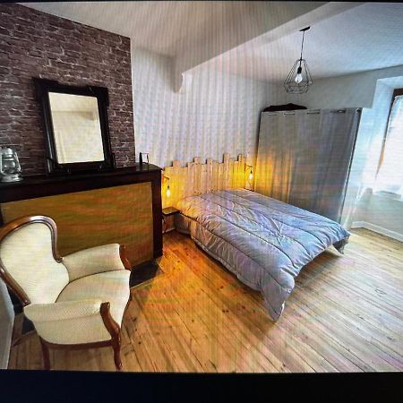 Agreable Maison De Village Au Coeur De Sarrancolin エクステリア 写真